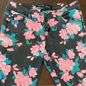 Comfy floral print jeans